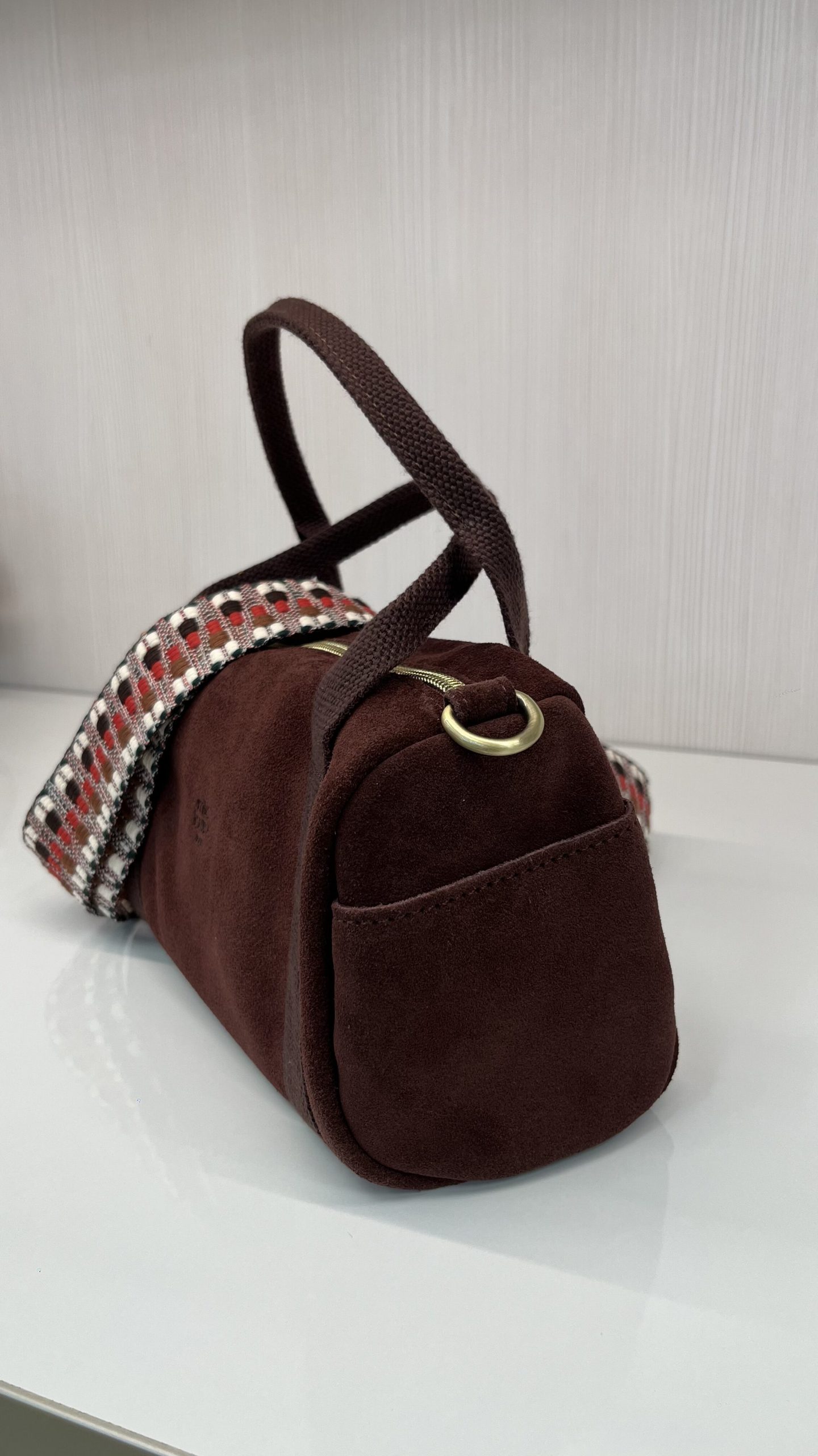 Mini sac à main polochon Bee V Mila Louise auburn – Image 2