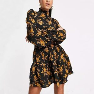 Robe Patineuse Fleurie Courte